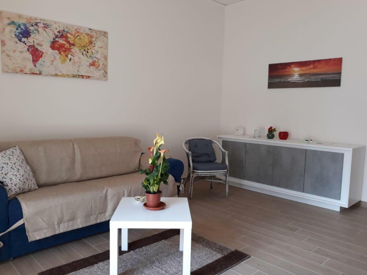 דירות מינורי Osolemiohouse מראה חיצוני תמונה
